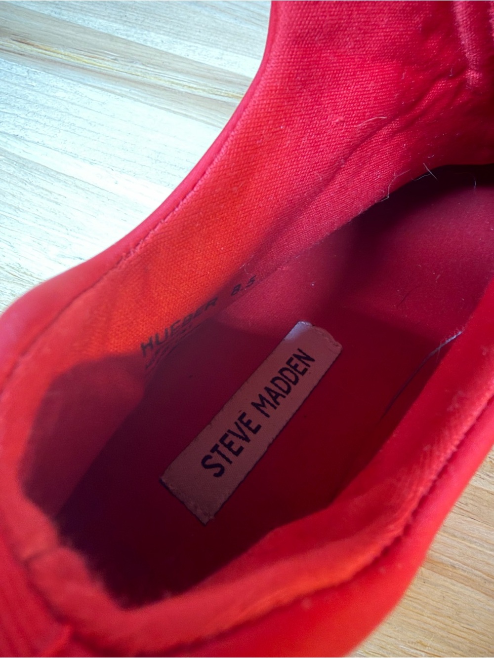 Steve Madden Hueber Slip-On Red Athletic Sneakers Women’s 8.5 - Picture 6 of 7